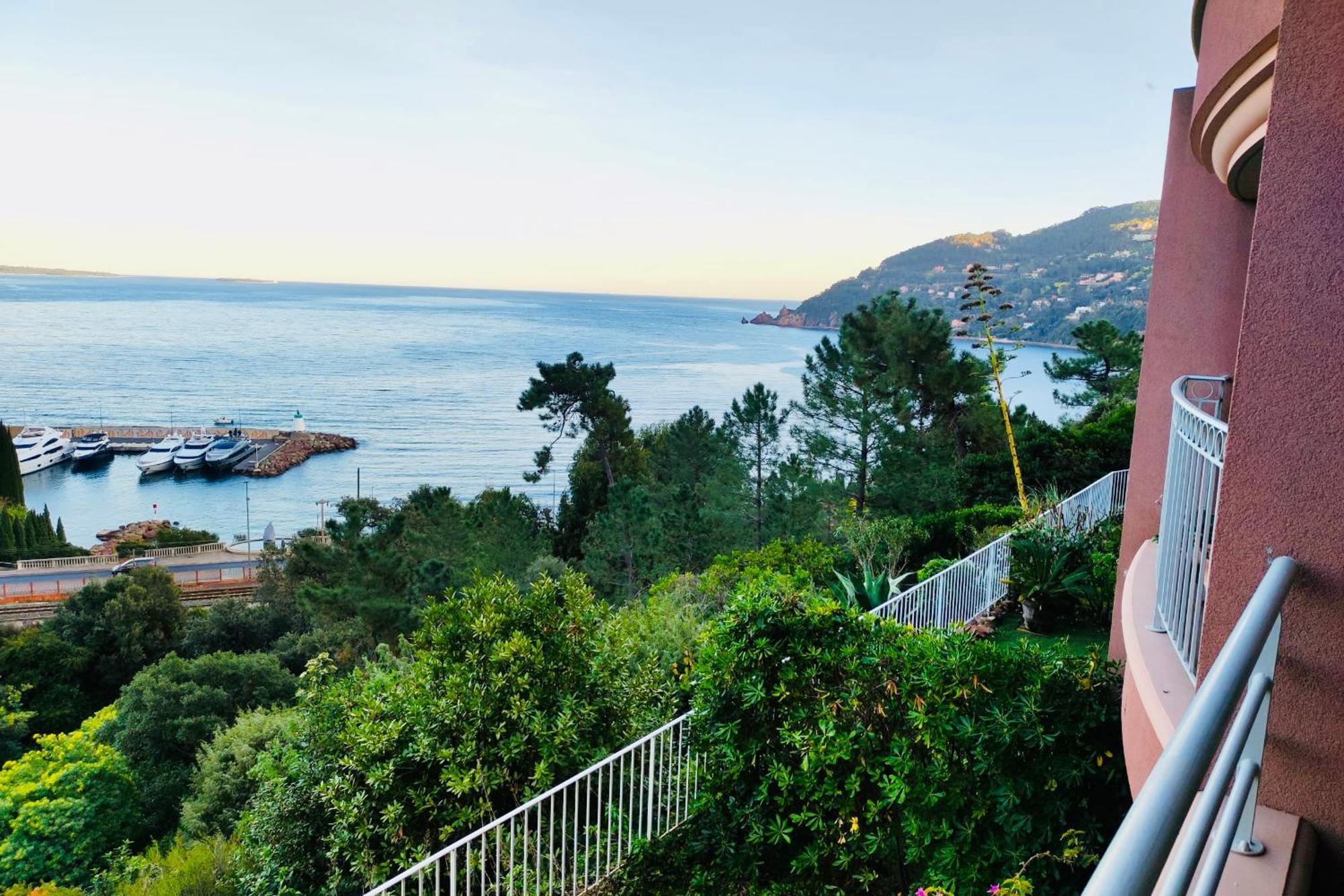 Superbe 3 Pieces Sur La Baie De Theoule Apartment Ngoại thất bức ảnh